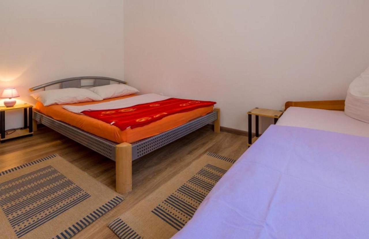 Navy Apartments 자드라보노 외부 사진